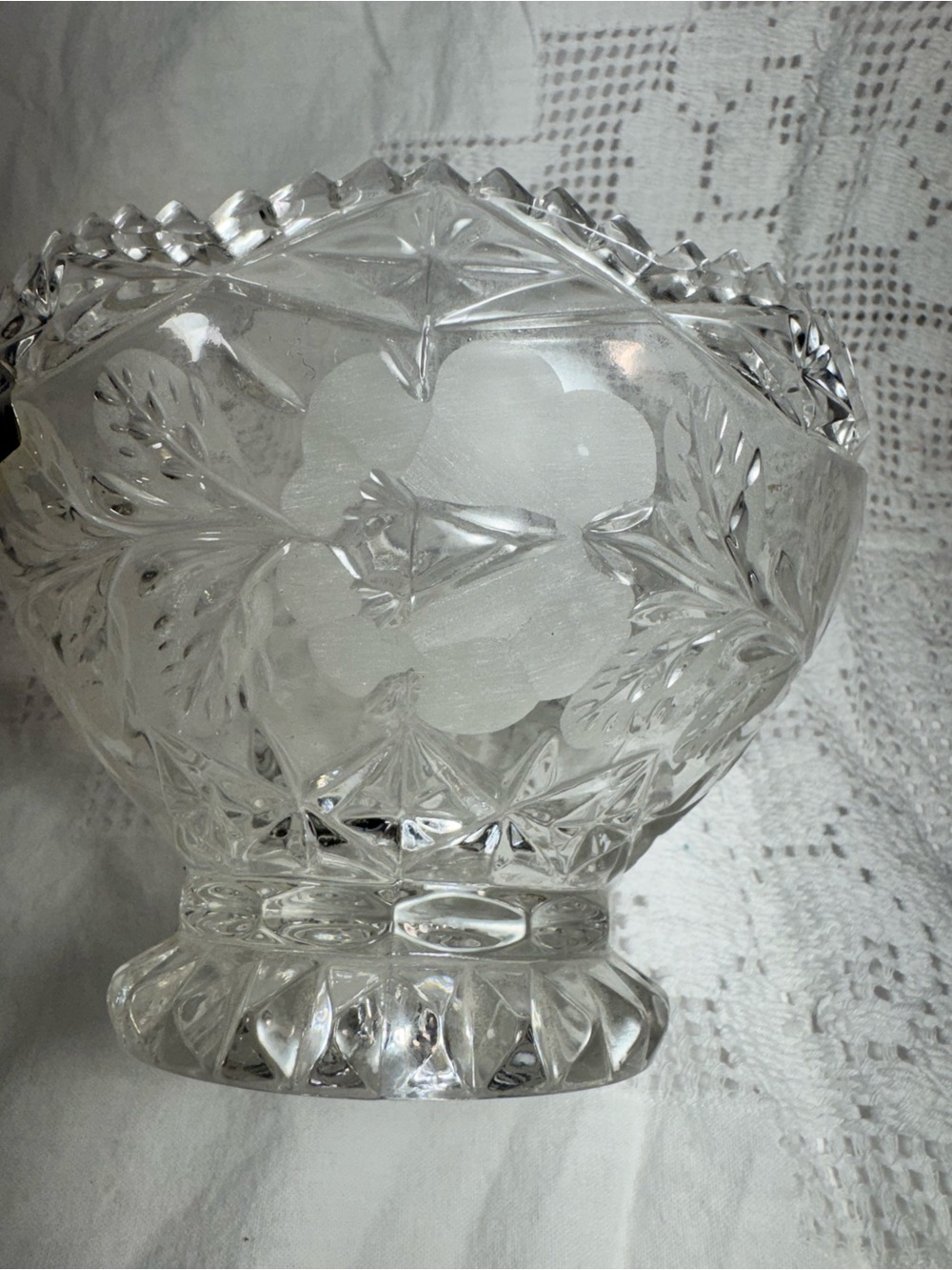 6-inch vintage lead crystal candy or dessert bowl produced by Crystal Clear